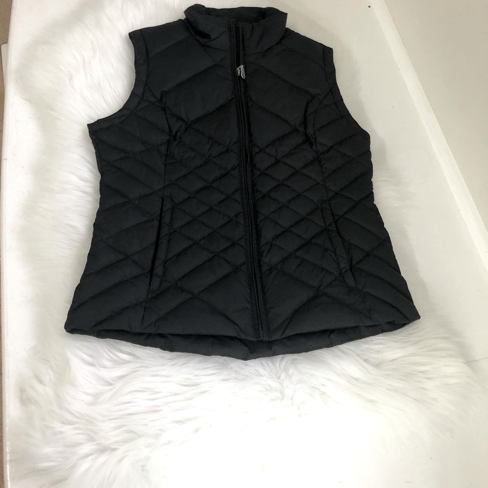 Eddie bouer size small vest for women , wore once like a new